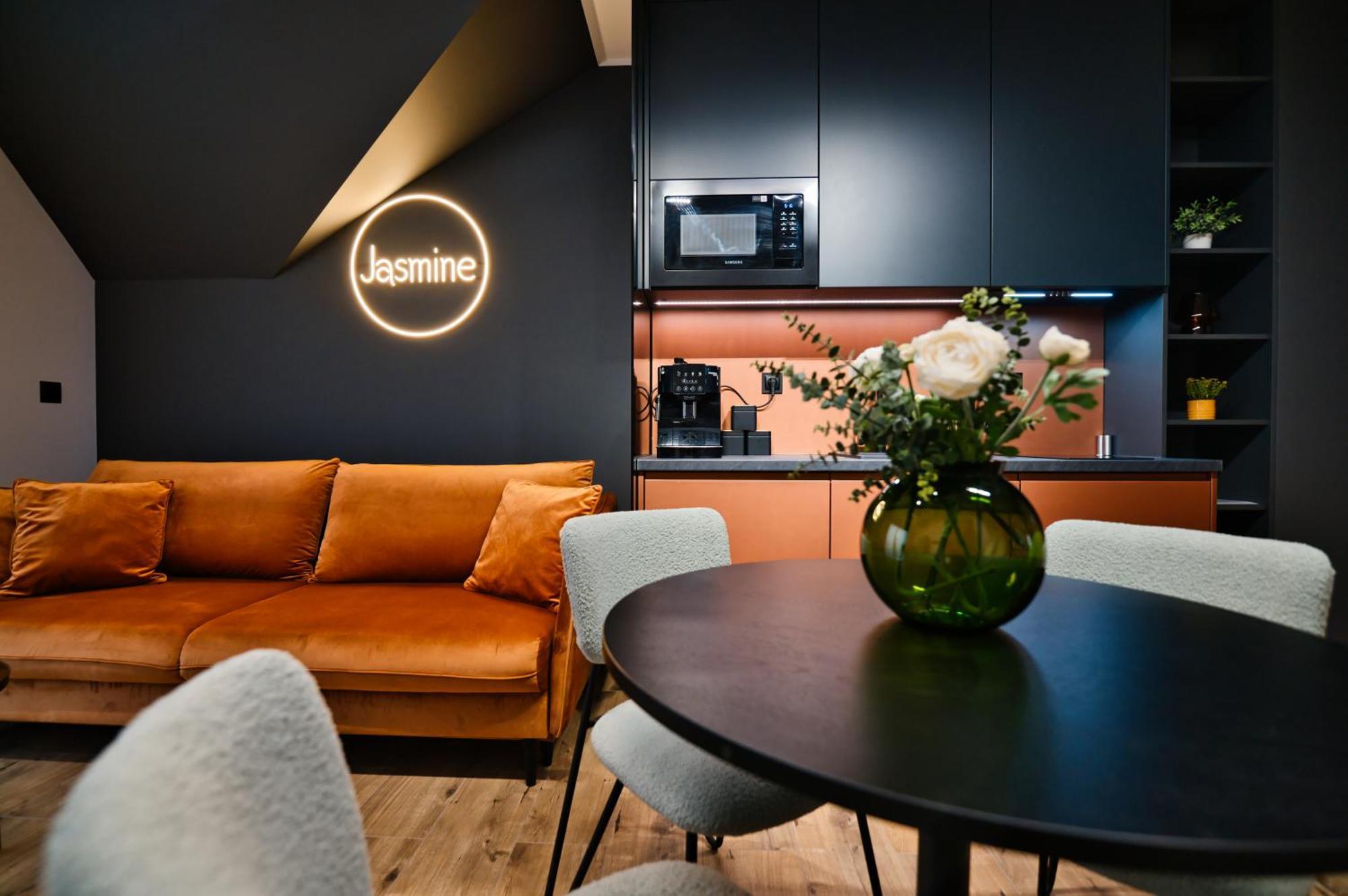 Jasmine By Housine Lejlighedshotel Zator Eksteriør billede